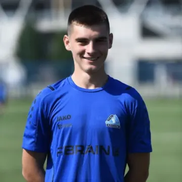 PATRYK KMIECIAK